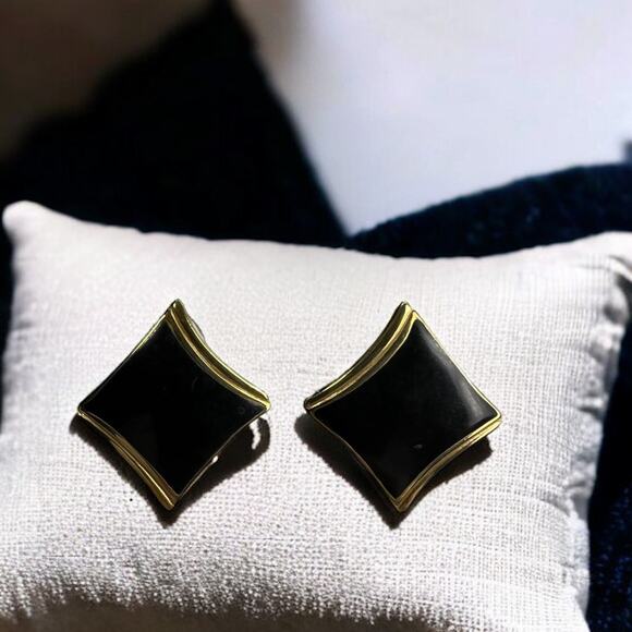Vintage Trifari Black & Gold Clip-On Earrings 1980s Classic Statement Jewelry - Picture 1 of 8